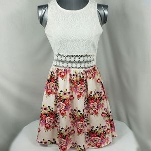 Rue21 Floral Lace Back Midi Dress